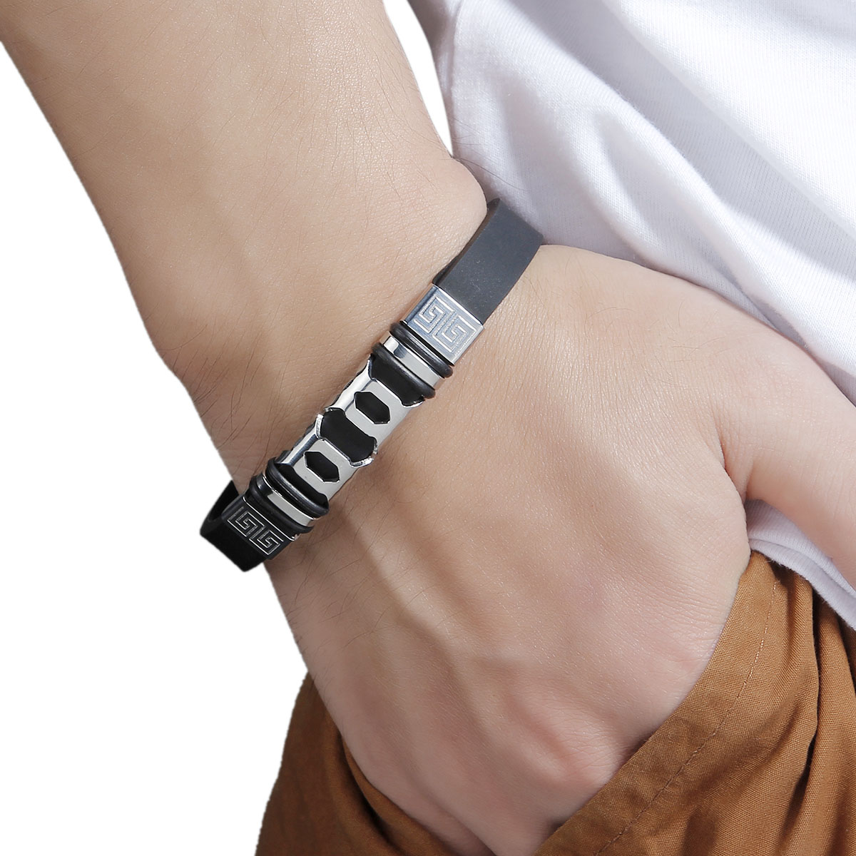 Picture of 304 Stainless Steel & Silicone Bracelets Silver Tone Black Pattern 22cm(8 5/8") long, 1 Piece