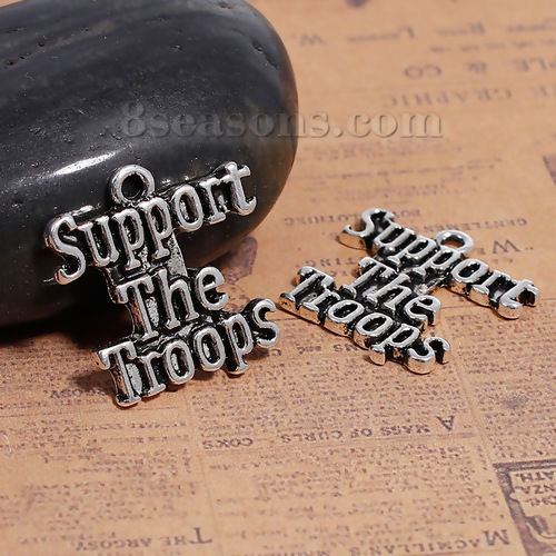 Bild von Zinklegierung Charms Unregelmäßig Antiksilber " Support The Troops " 21mm x 20mm, 10 Stück