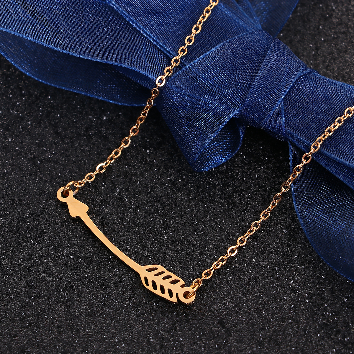 Picture of 304 Stainless Steel Charm Necklace Gold Plated Arrow 45cm(17 6/8") long, 1 Piece