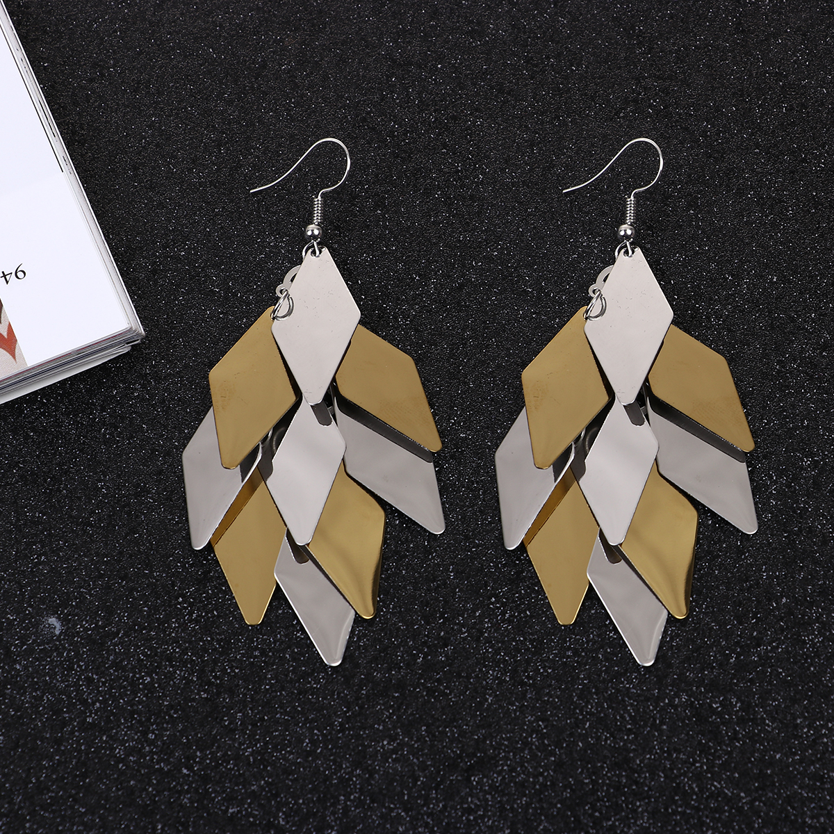 Imagen de 304 Acero Inoxidable Paillette Sequin Pendientes Chapado en Oro Tono de Plata Diamond 91mm x 28mm, Post/ Wire Size: (21 gauge), 1 Par