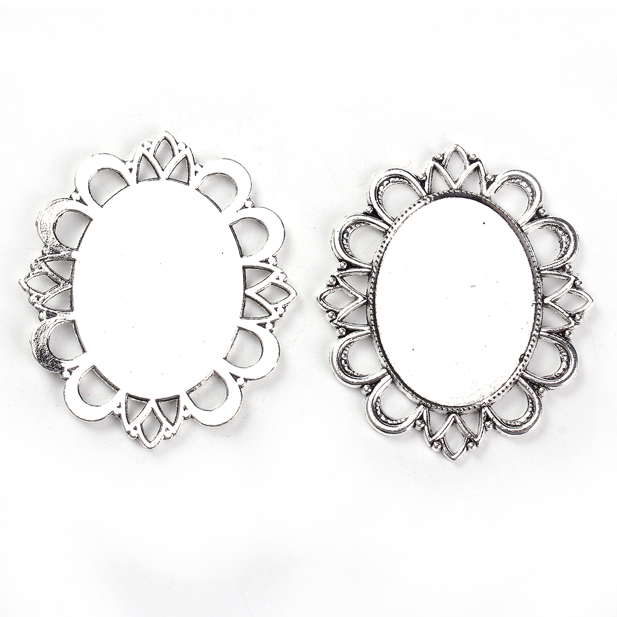 Picture of Zinc Based Alloy Pendants Oval Antique Silver Color Cabochon Settings (Fits 4cm x 3cm) 5.9cm x 5.1cm, 5 PCs