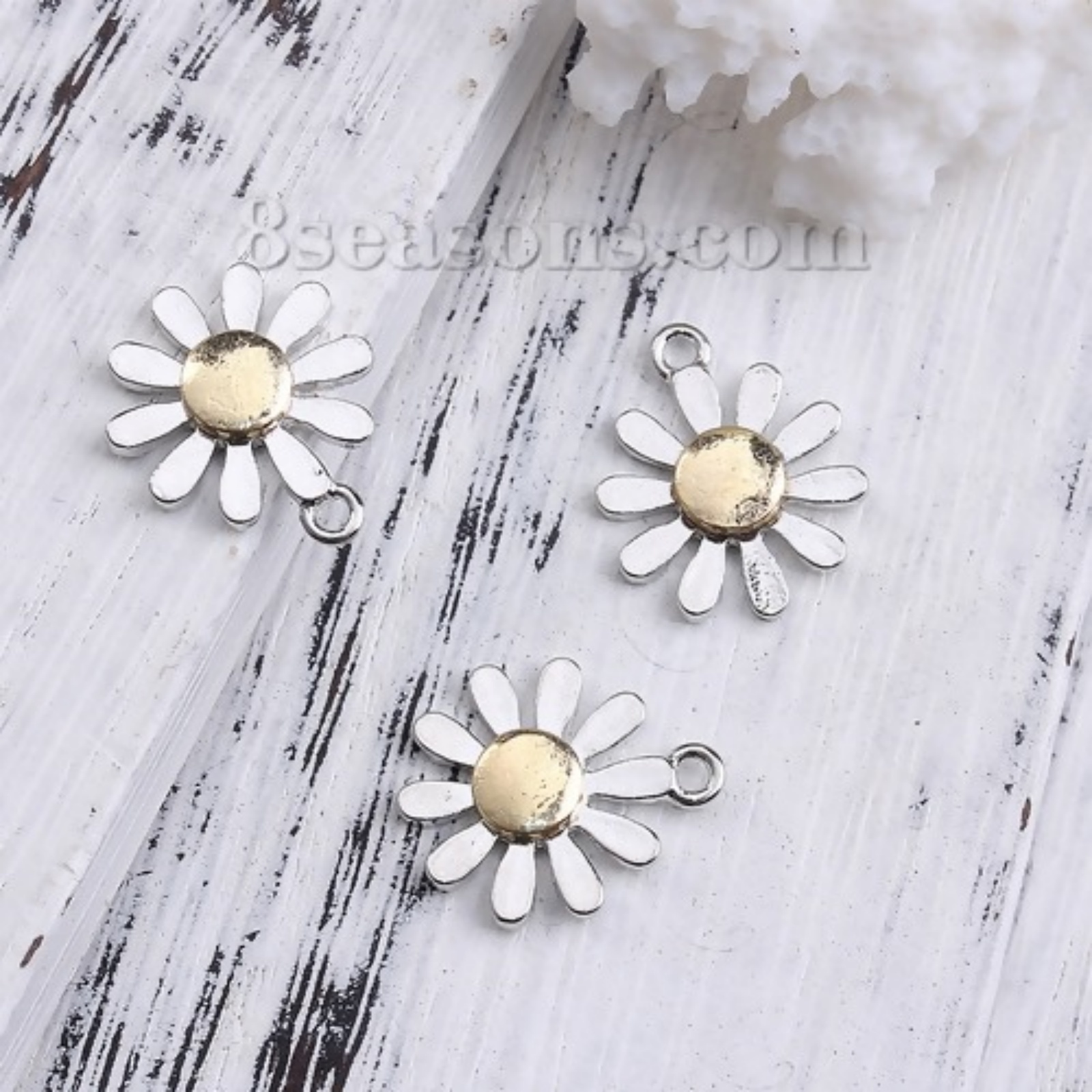 Picture of Zinc Based Alloy Charms Gold Plated Silver Tone Two Tone Daisy Flower 18mm x 15mm, 5 PCs
