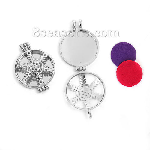 Picture of Zinc Based Alloy Aromatherapy Essential Oil Diffuser Locket Pendants Round Disc Silver Tone Christmas Snowflake Cabochon Settings (Fits 30mm Dia.) Can Open 44mm(1 6/8") x 32mm(1 2/8"), 1 Piece