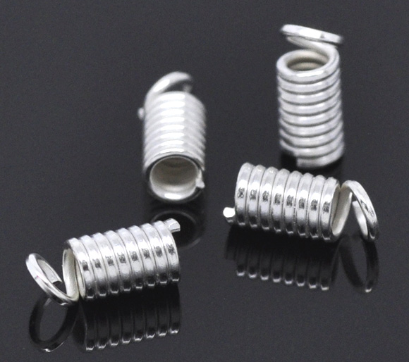 Imagen de Tapa Final Aleación de Tubos,Argentado yRaya 9mm x 4mm, 200 Unidades