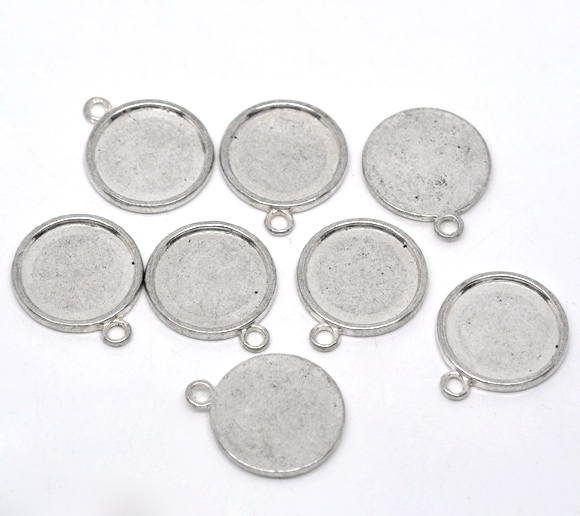 Picture of Zinc Based Alloy Cabochon Setting Pendants Round Disc Antique Silver Color (Fits 20mm Dia.) 28mm x 24mm, 20 PCs
