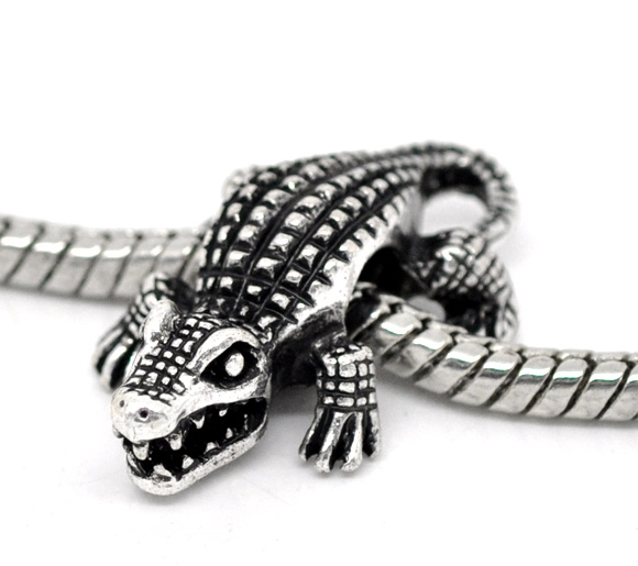 Imagen de Aleación del Metal Del Zinc de Estilo Europeo Cuentas Agujeros Grandes Cocodrilo Plata Antigua Diamantes de imitación Color Plateado Aprox 25mm x 16mm, Agujero: acerca de 4.8mm, 10 Unidades