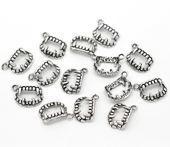 Picture of Zinc Based Alloy Charms Halloween Vampire Fang Teeth Antique Silver Color 17mm( 5/8") x 12mm( 4/8"), 100 PCs