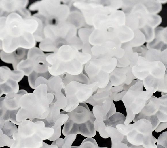 Imagen de Cuentas Acrílico Flor del lirio Lucite,Blanco 10mm x 4mm, Agujero: acerca de 1.2mm, 800 Unidades
