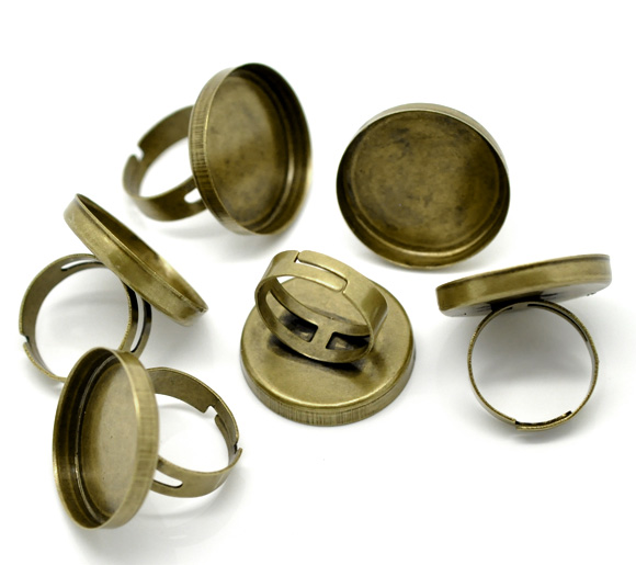 真鍮 アジャスタブル 指輪 リング 円形 真鍮古美 25mm丸皿 18.3mm(日本サイズ約16号) 10 個 の画像