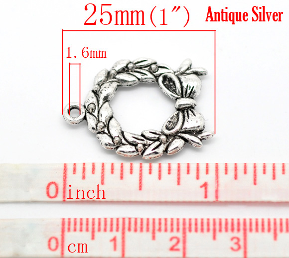 Picture of Antique Silver Color Christmas Wreath&Garland Charms Pendants 25x19mm(1"x3/4"), sold per packet of 30