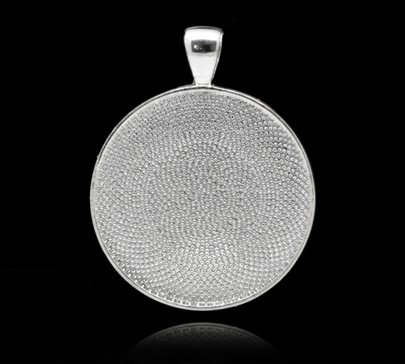 Picture of Zinc Based Alloy Cabochon Setting Pendants Round Disc Silver Plated (Fits 30mm Dia) 4.1cm x 3.3cm, 5 PCs