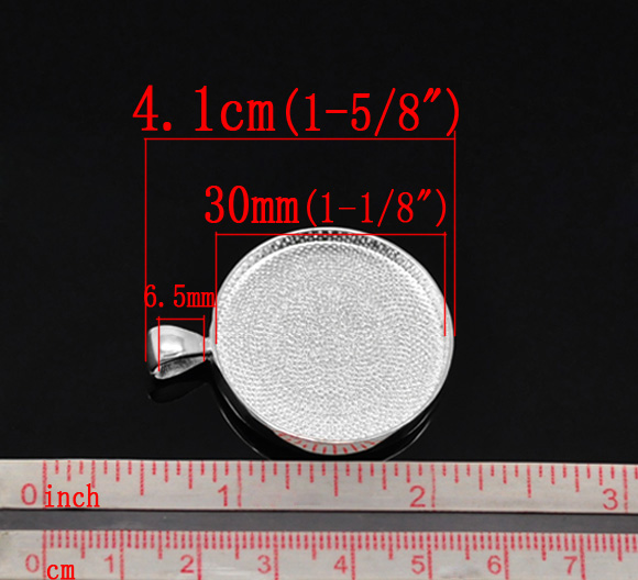 Picture of Zinc Based Alloy Cabochon Setting Pendants Round Disc Silver Plated (Fits 30mm Dia) 4.1cm x 3.3cm, 5 PCs