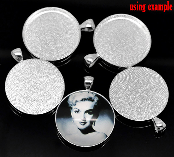 Picture of Zinc Based Alloy Cabochon Setting Pendants Round Disc Silver Plated (Fits 30mm Dia) 4.1cm x 3.3cm, 5 PCs