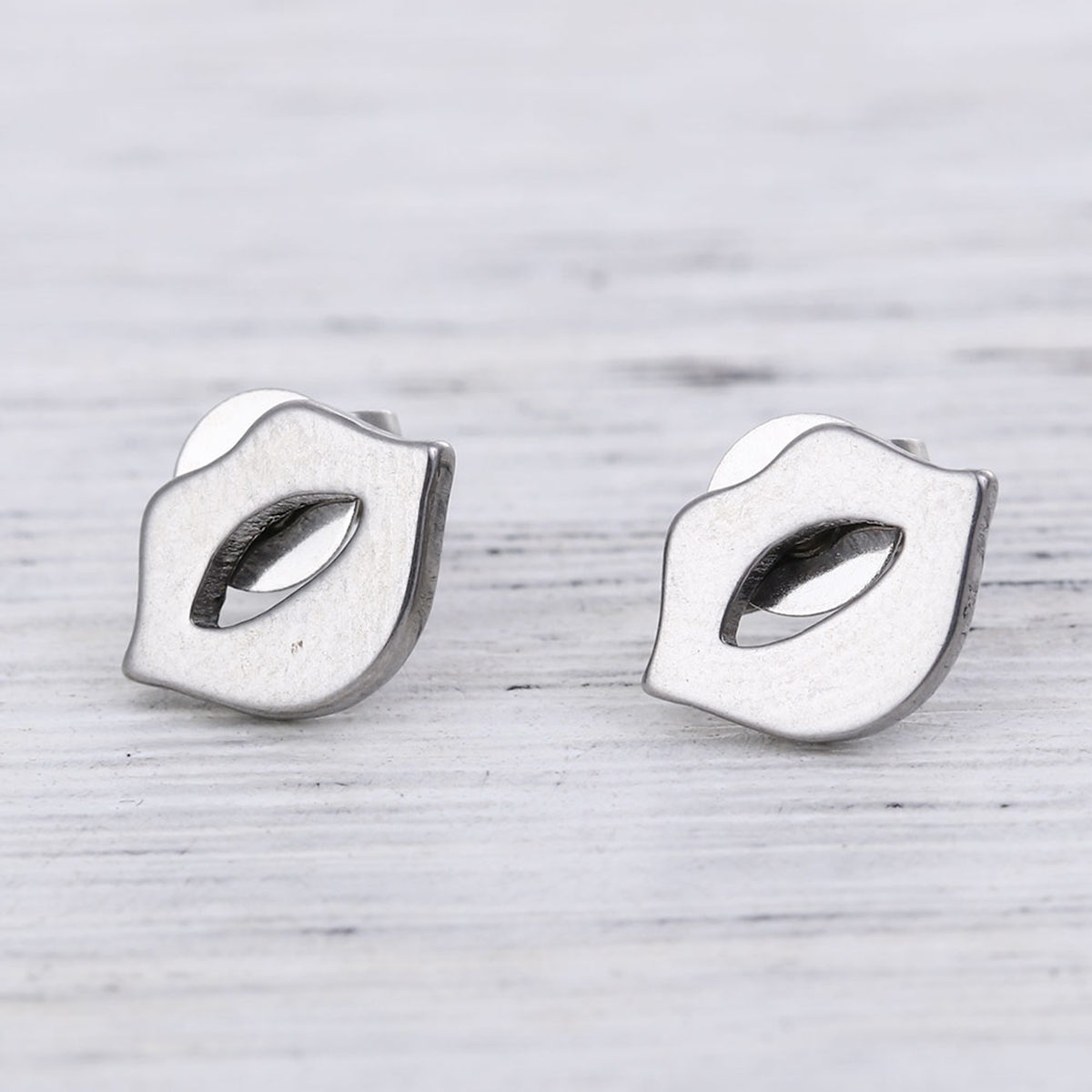 Imagen de 304 Acero Inoxidable Pendientes Tono de Plata Labios 10mm x 7mm, Post/ Wire Size: (21 gauge), 1 Par