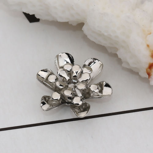 Immagine di Ottone Coppette Copriperla Fiore Tono Argento ( Adatto Perline: 14mm Dia.) 15mm x 14mm, 10 Pz