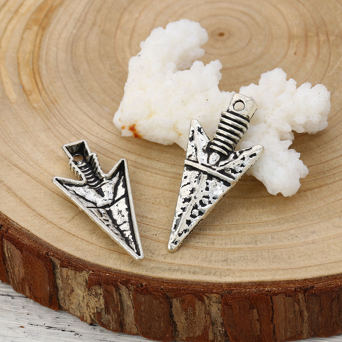 Picture of Zinc Based Alloy Boho Chic Pendants Arrowhead Antique Silver Color 36mm(1 3/8") x 17mm( 5/8"), 30 PCs