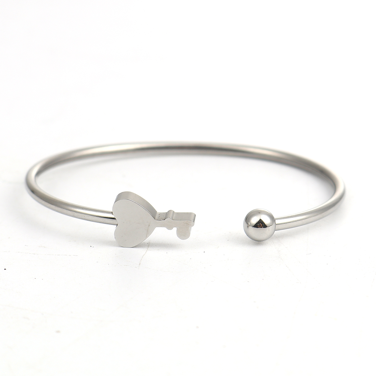 Bild von 304 Edelstahl Offen Manschette Armreife Armband Silberfarbe Schlüssel Herz 17.5cm lang, 1 Stück
