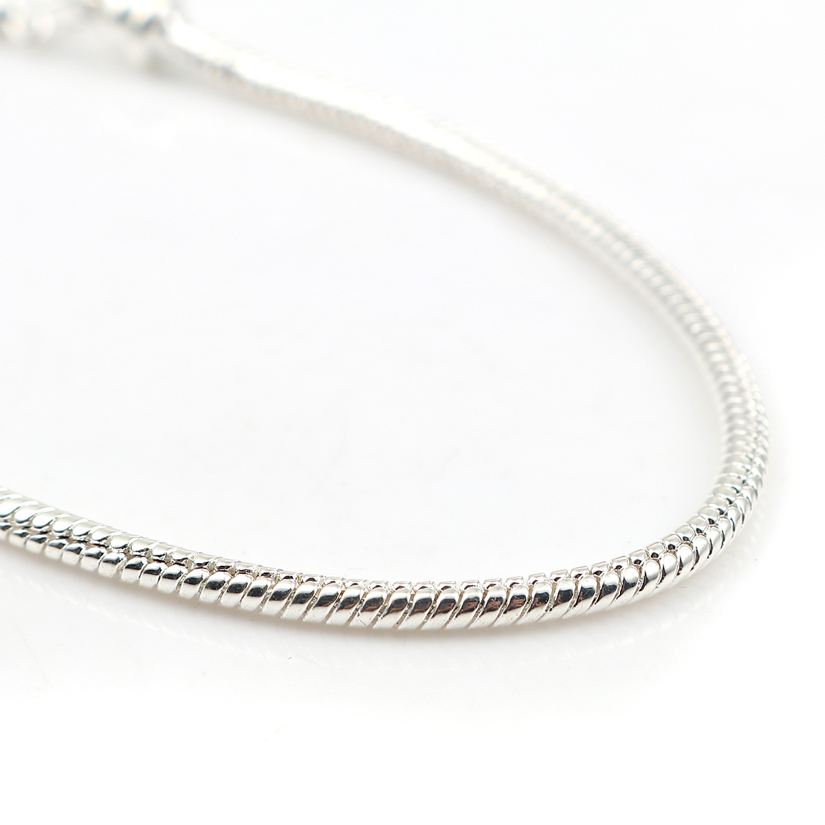 Imagen de Cobre Estilo Europeo Cadena Serpiente Encanto Pulseras Argentado 21cm longitud, 2 Unidades