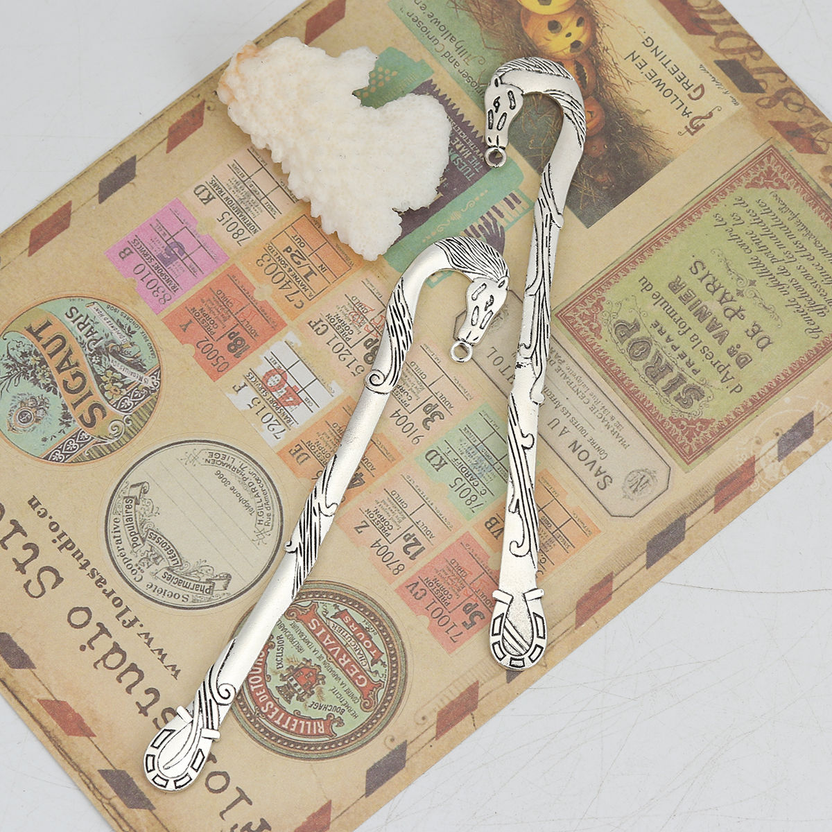 Imagen de Zamak Marcadores de libro Plata Antigua W/ Lazo Caballo 12.4cm x 2.1cm, 5 Unidades