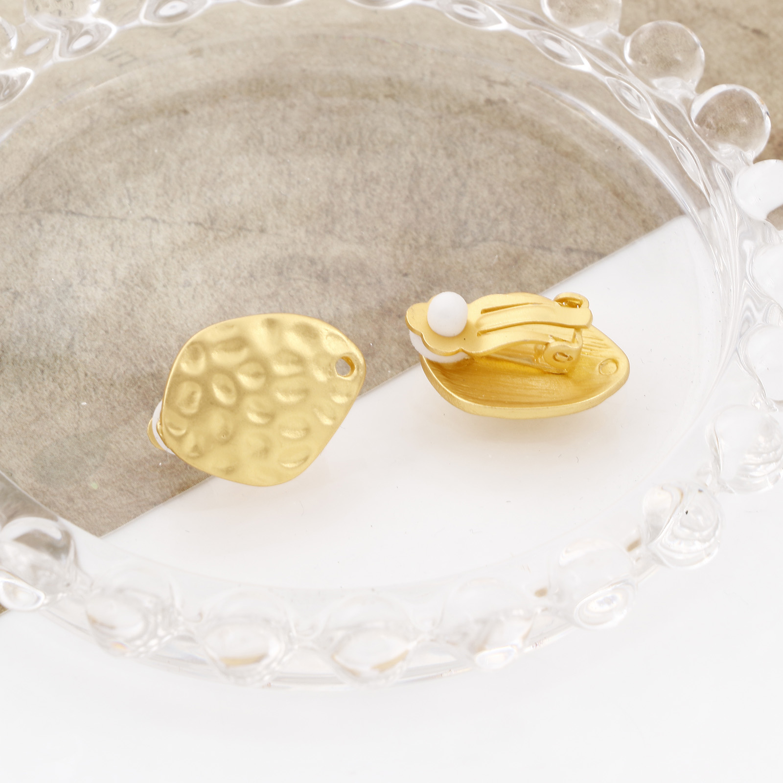 Picture of Zinc Based Alloy Ear Clips Earrings Findings Irregular Matt Gold W/ Loop 19mm x 15mm, 4 PCs
