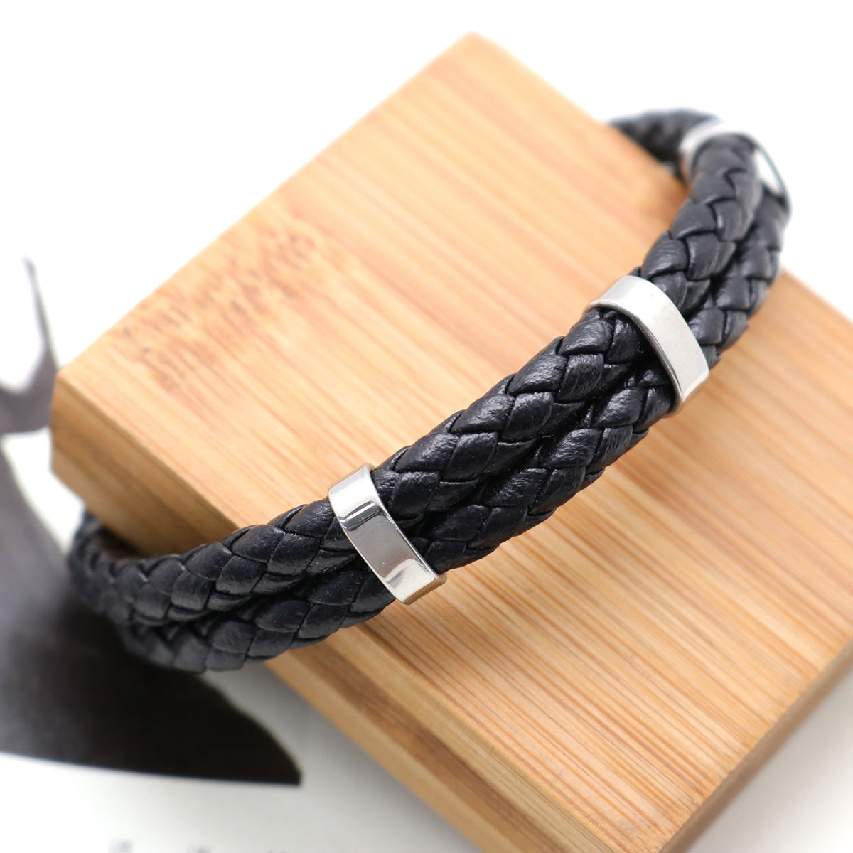 Imagen de 304 Acero Inoxidable & Cuero Real Brazalete Tono de Plata Negro Ronda Multicapa 21cm longitud, 1 Unidad