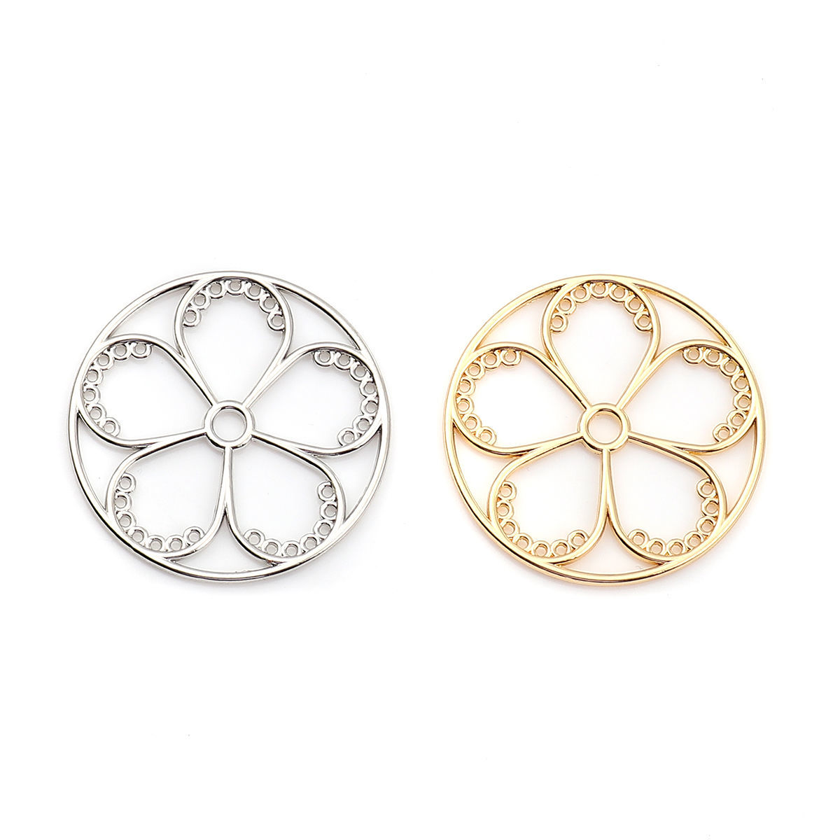Picture of 10 PCs Zinc Based Alloy Pendants Silver Tone Round Flower Hollow 3.7cm Dia.