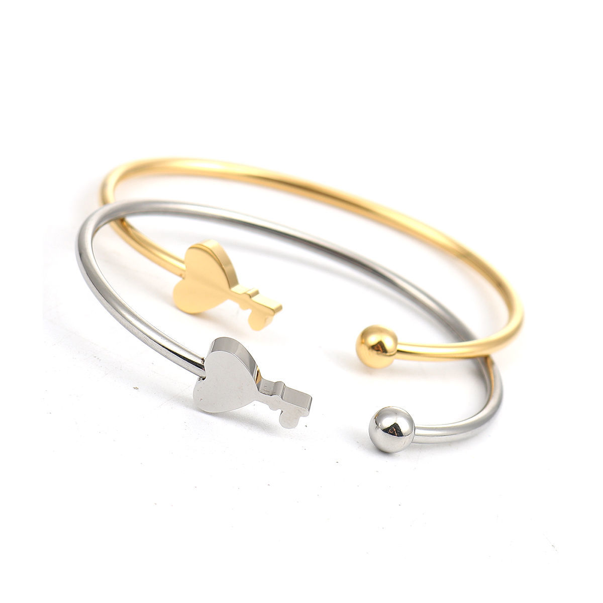 Bild von 304 Edelstahl Offen Manschette Armreife Armband Silberfarbe Schlüssel Herz 17.5cm lang, 1 Stück