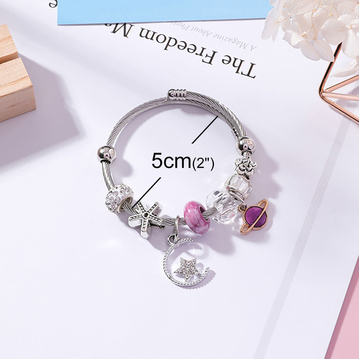 Imagen de Aleación del Cinc & Acero Inoxidable Brazalete Tono de Plata Púrpura Ronda Luna Transparente Rhinestone Ajustable 5cm Diámetro, 1 Unidad