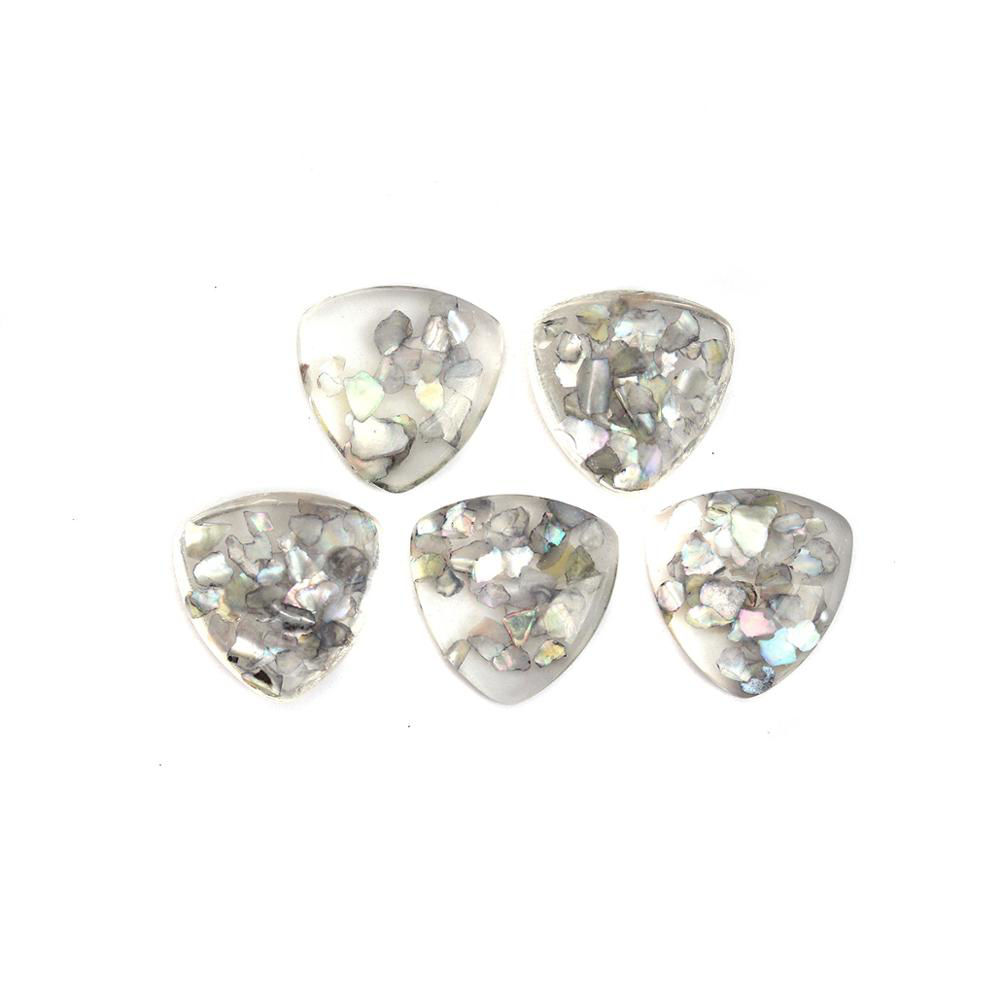 Bild von 10 Stück Harz & Natürliche Muschel Mosaik Dom Cabochon Verzierung Dreieck Weiß Transparent 18mm x 18mm