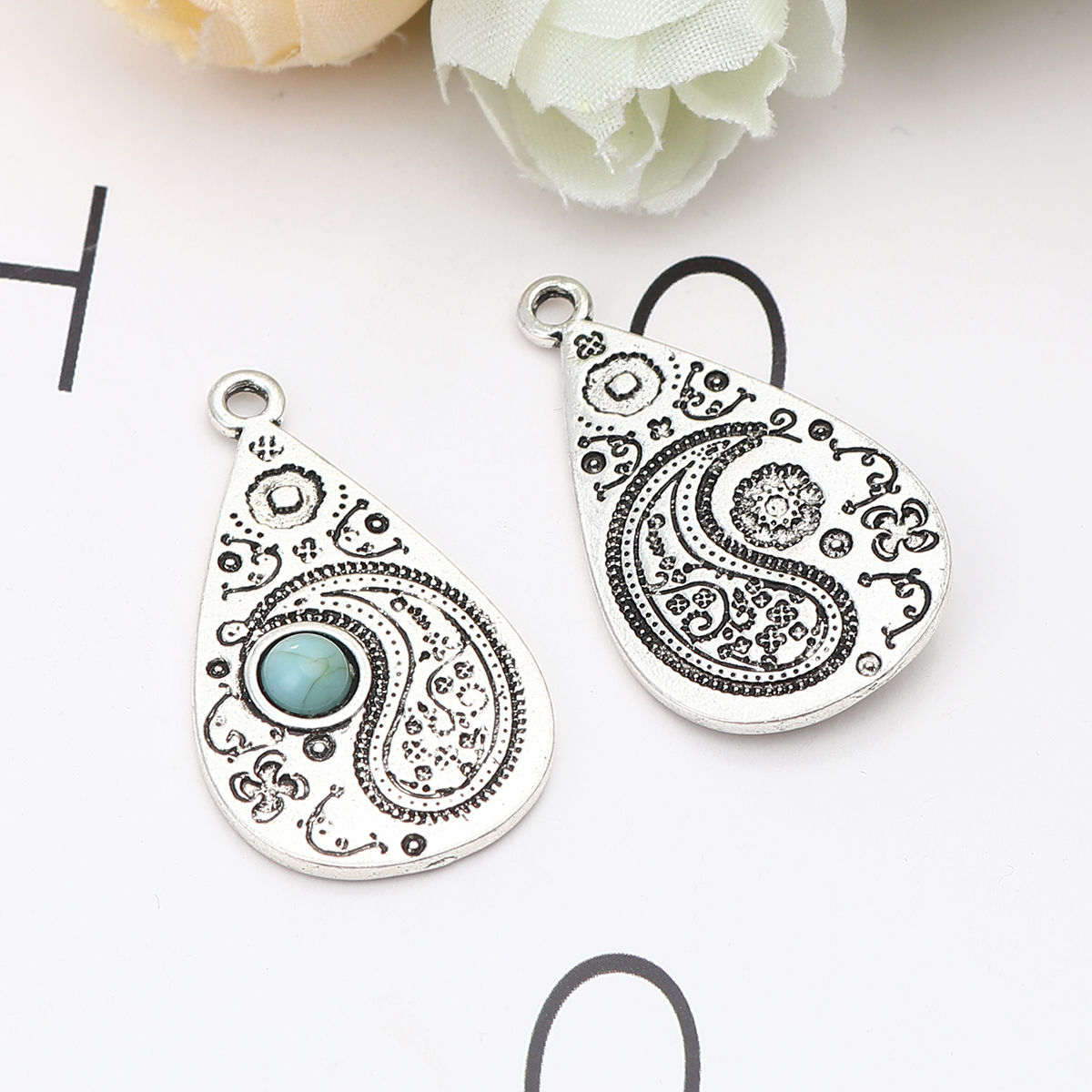 Image de Pendentifs en Alliage de Zinc+Acrylique Goutte d'Eau Argent Vieilli Bleu-Vert Imitation Turquoise 33mm x 19mm, 5 Pcs