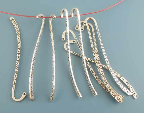 Picture of 10 PCs Zinc Based Alloy DIY Handmade Bookmark Twist Antique Silver Color Carved Pattern 8.5cm long