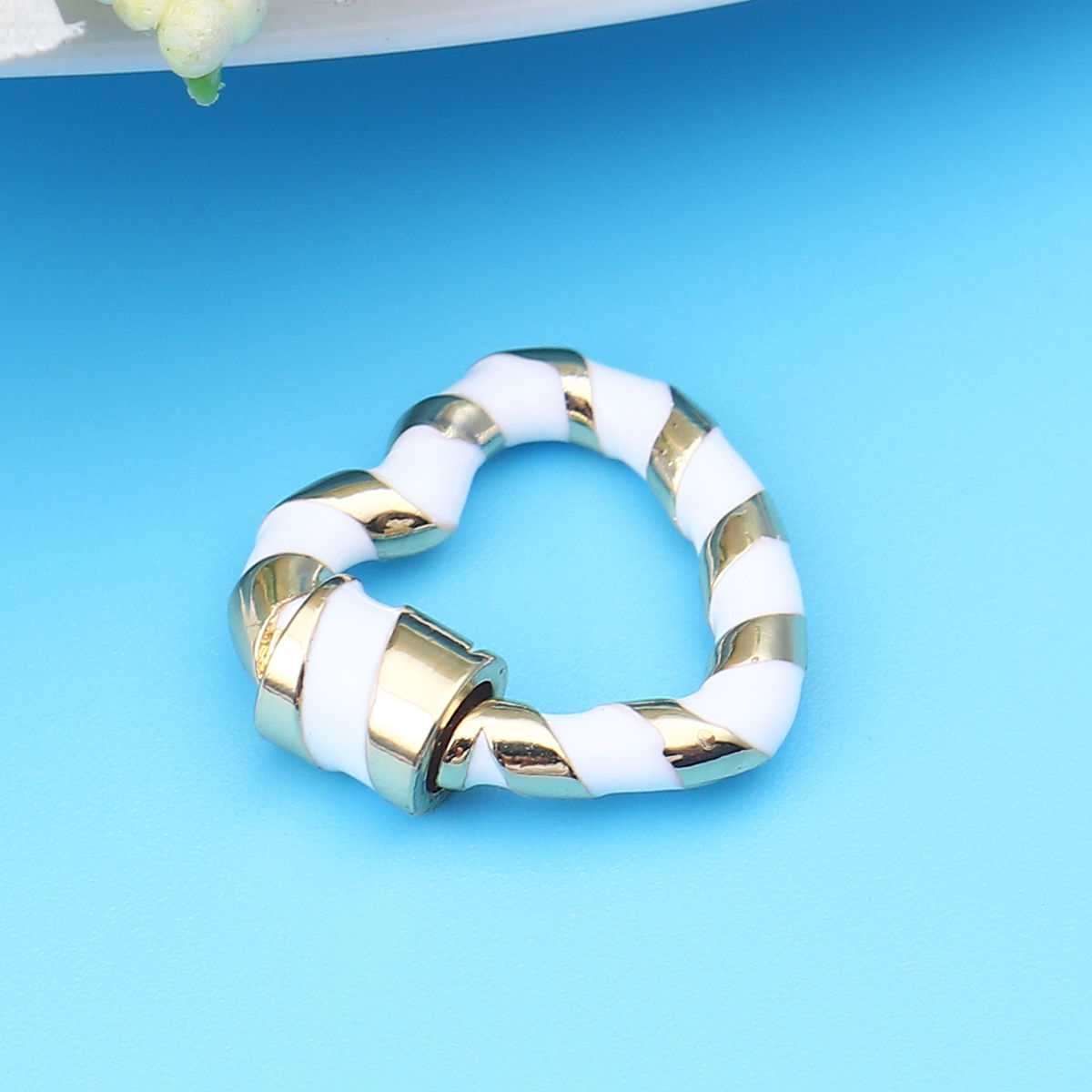 Bild von Zinklegierung Spannwirbel Halskette Armband Ringe Herz Vergoldet Zum Abschrauben 20mm x 18mm, 1 Stück