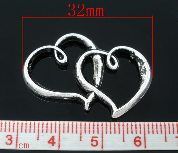 Picture of Zinc Based Alloy Pendants Heart Antique Silver Color 3.2cm x2.5cm(1 2/8" x1"), 20 PCs