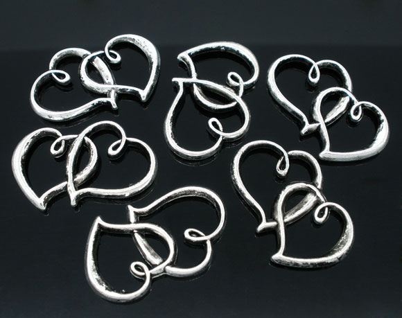Picture of Zinc Based Alloy Pendants Heart Antique Silver Color 3.2cm x2.5cm(1 2/8" x1"), 20 PCs
