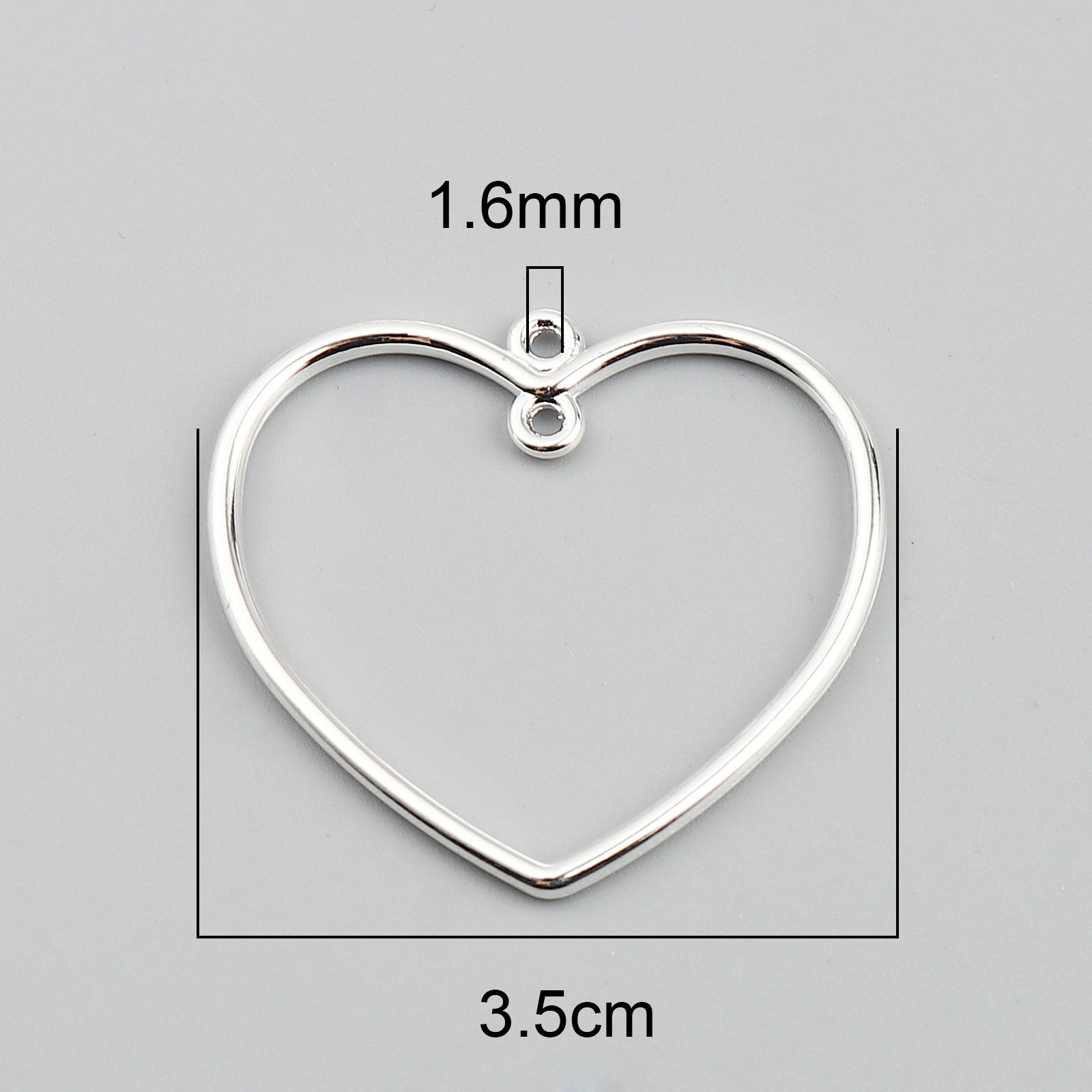Picture of Zinc Based Alloy Connectors Heart Silver Plated 35mm x 33mm, 10 PCs