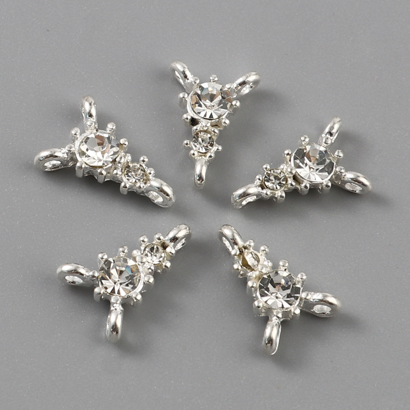 Picture of Zinc Based Alloy Connectors Triangle Silver Plated Clear Rhinestone 13mm x 9mm, 10 PCs