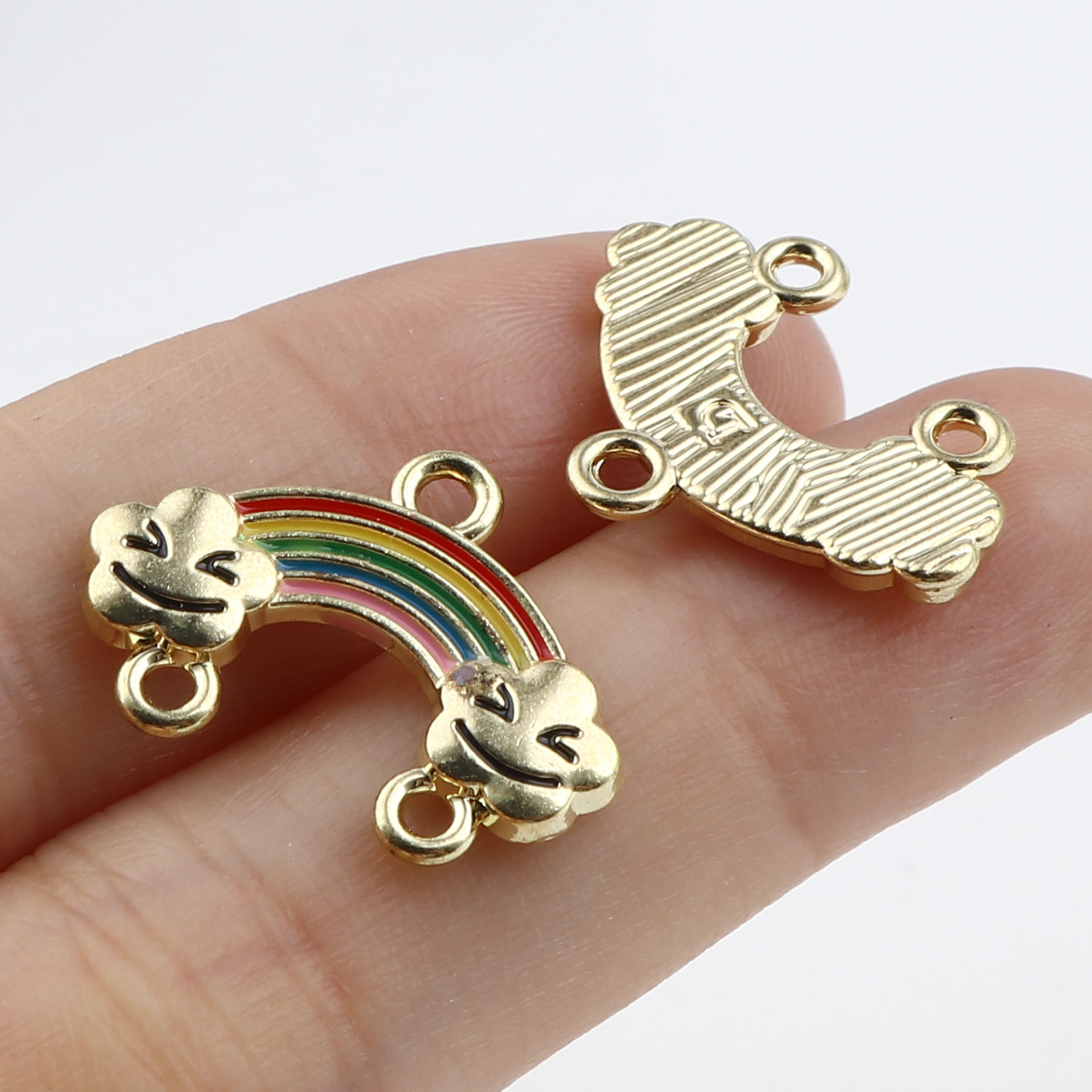 Bild von Zinklegierung Wetter Kollektion Verbinder Regenbogen Vergoldet Bunt mit Wolke Muster Emaille, 21mm x 15mm, 5 Stück
