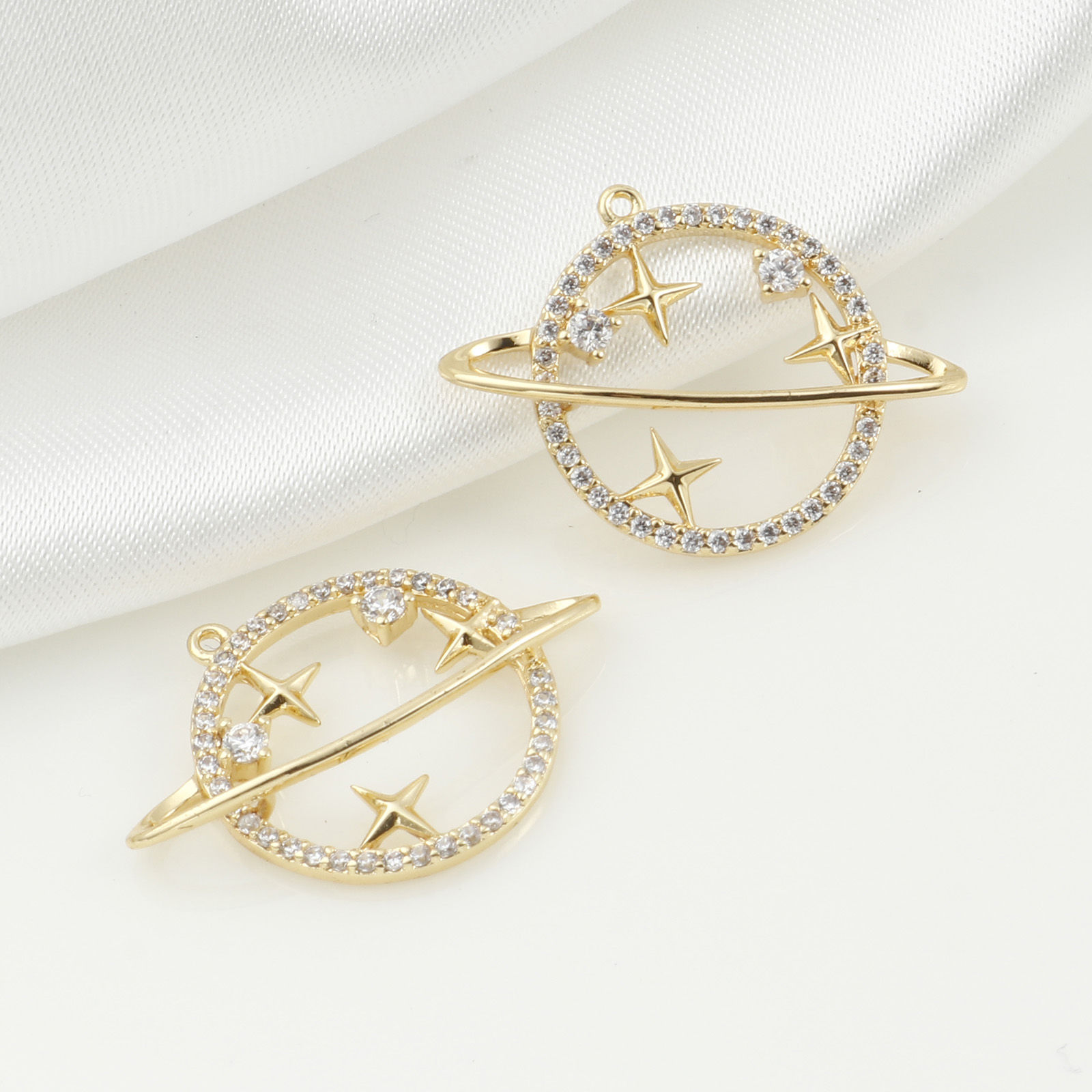 Imagen de Latón Micro Pave Colgantes Charms Estrella Oro Real Chapado Universo Planeta Claro Circón Artificial 22mm x 18mm, 1 Unidad