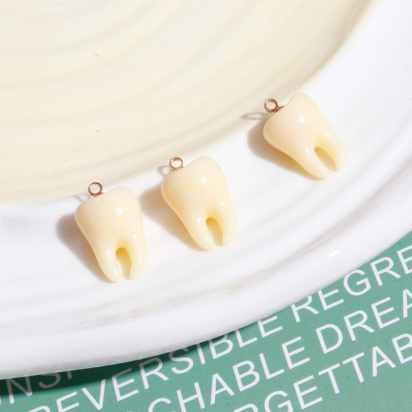 Picture of Resin Charms Tooth Gold Plated Beige 3D 17mm x 10mm, 2 PCs