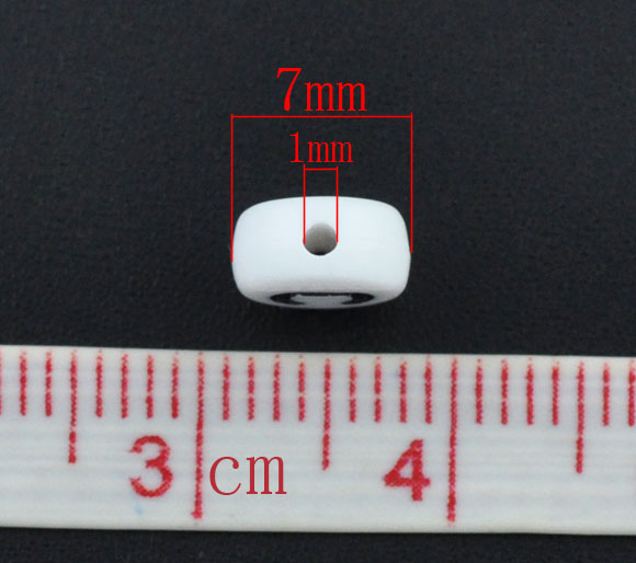 Picture of Acrylic Spacer Beads Round White Alphabet/ Letter "C" About 7mm Dia, Hole: Approx 1mm, 500 PCs