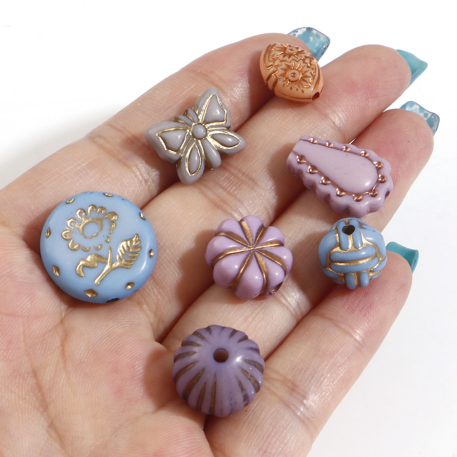 Picture of Acrylic Retro Beads For DIY Jewelry Making At Random Mixed Color Mixed Carved Pattern About 22x19mm - 10mm Dia., Hole: Approx 2.6mm-1.2mm, 100 PCs