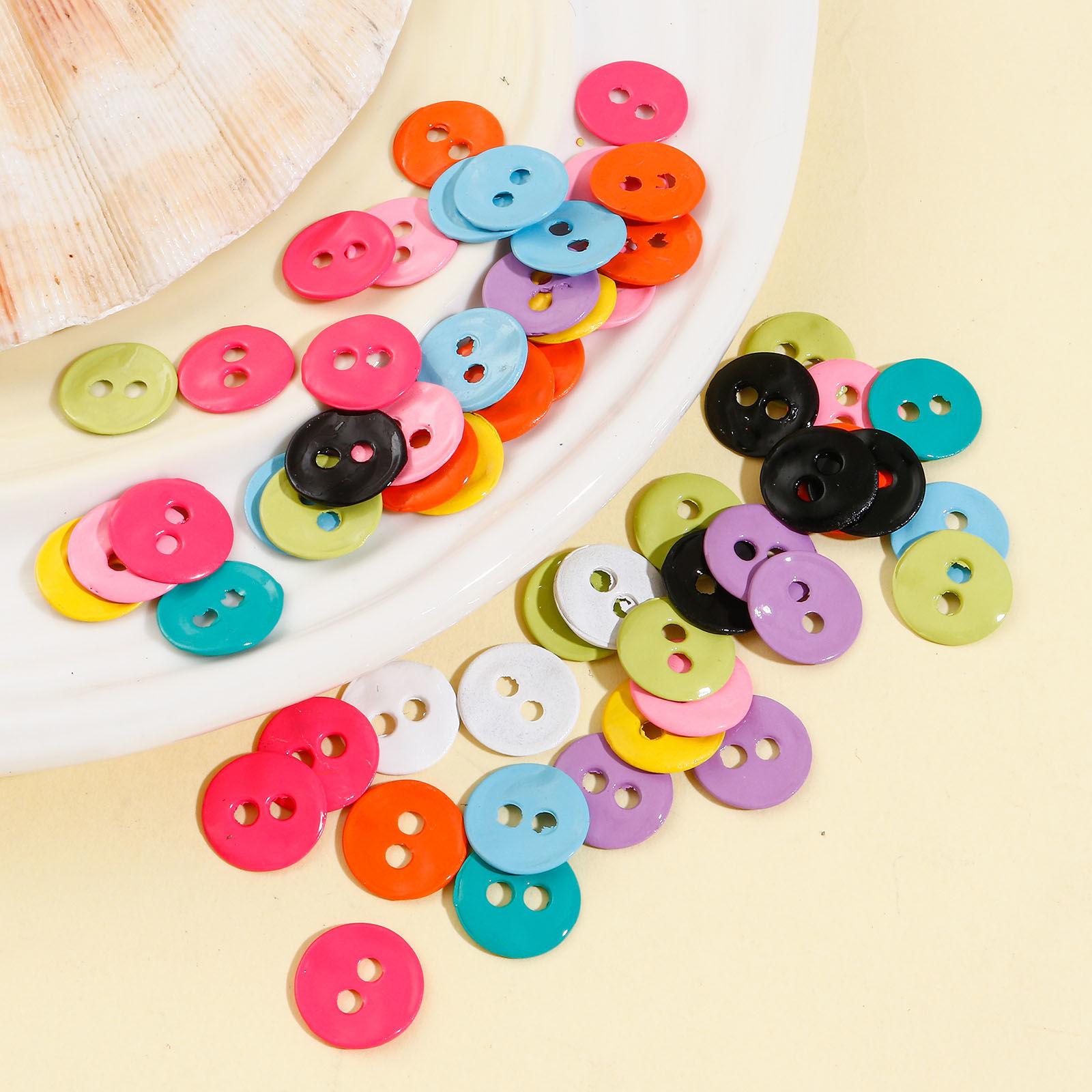 Imagen de Zamak Metal Botones Dos Agujeros Al Azar Color Mezclado Ronda Pintura 13mm Dia, 10 Unidades