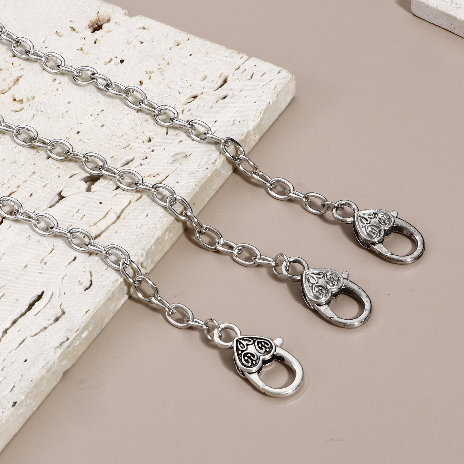 Picture of 5 PCs Link Cable Chain Lobster Clasp Bracelets Heart Silver Tone & Antique Silver Color 20cm(7 7/8") long
