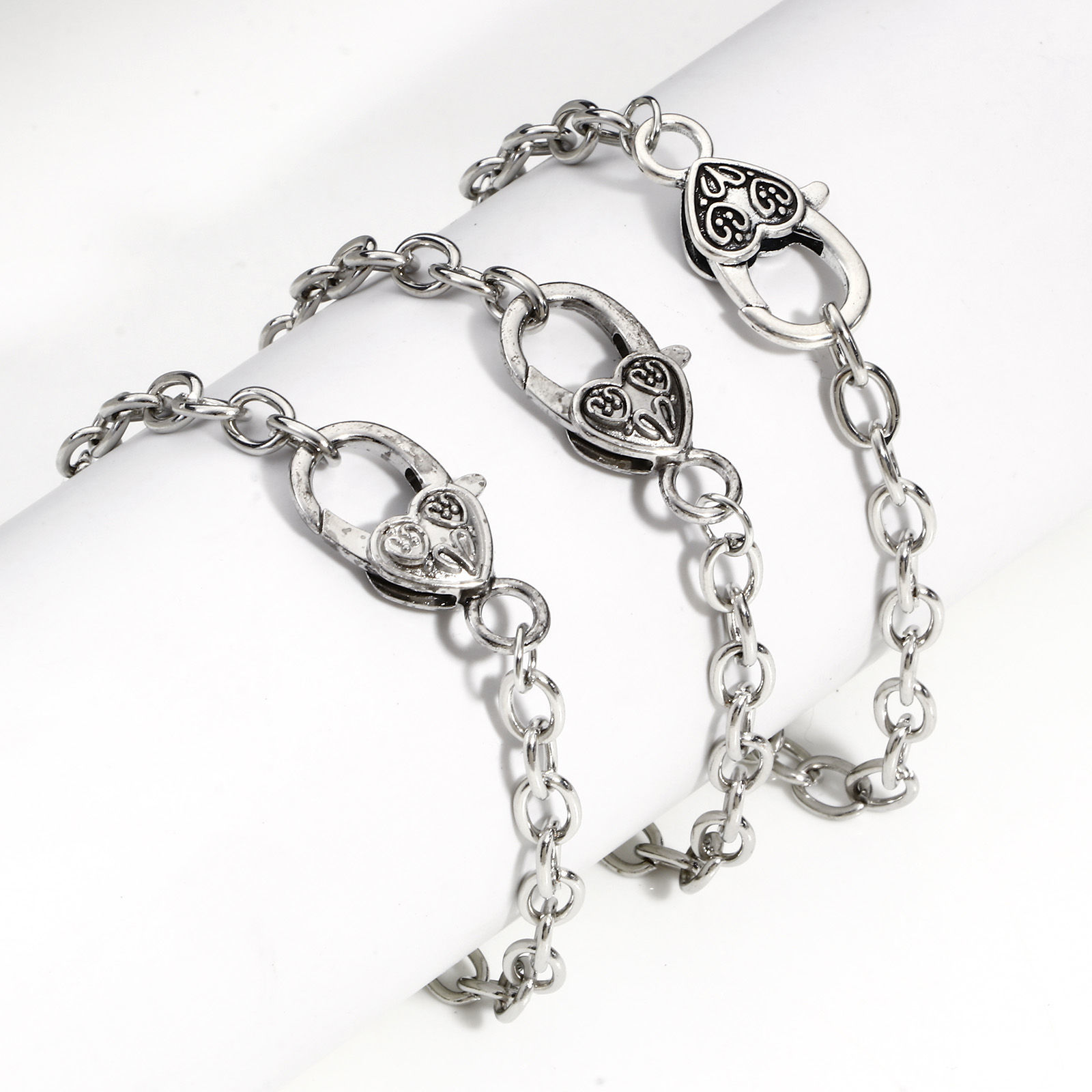 Picture of 5 PCs Link Cable Chain Lobster Clasp Bracelets Heart Silver Tone & Antique Silver Color 20cm(7 7/8") long