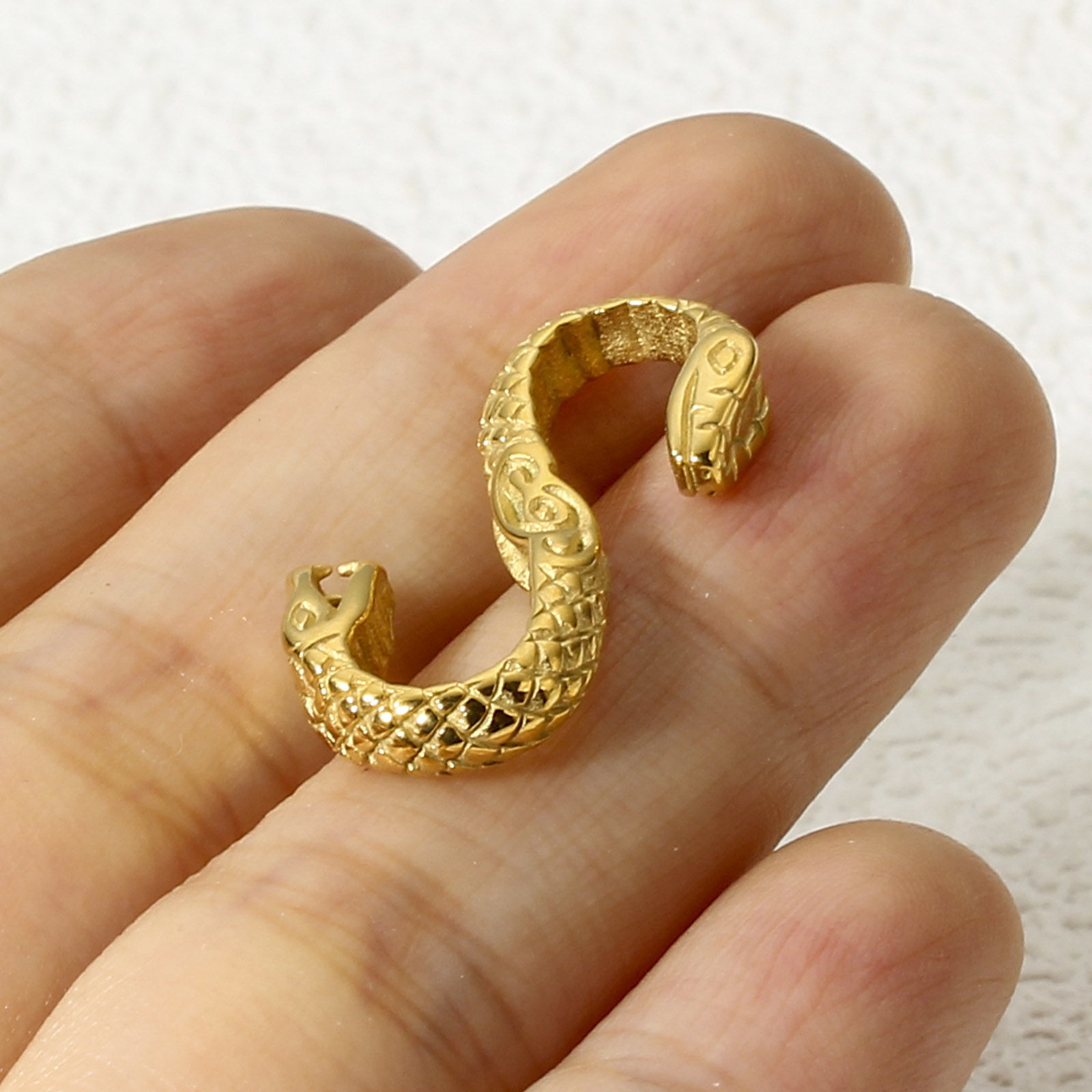Bild von 1 Stück Umweltfreundliche Vakuumbeschichtung 304 Edelstahl Hakenverschluss S-Form Schlange 18K Gold plattiert 27mm x 14mm
