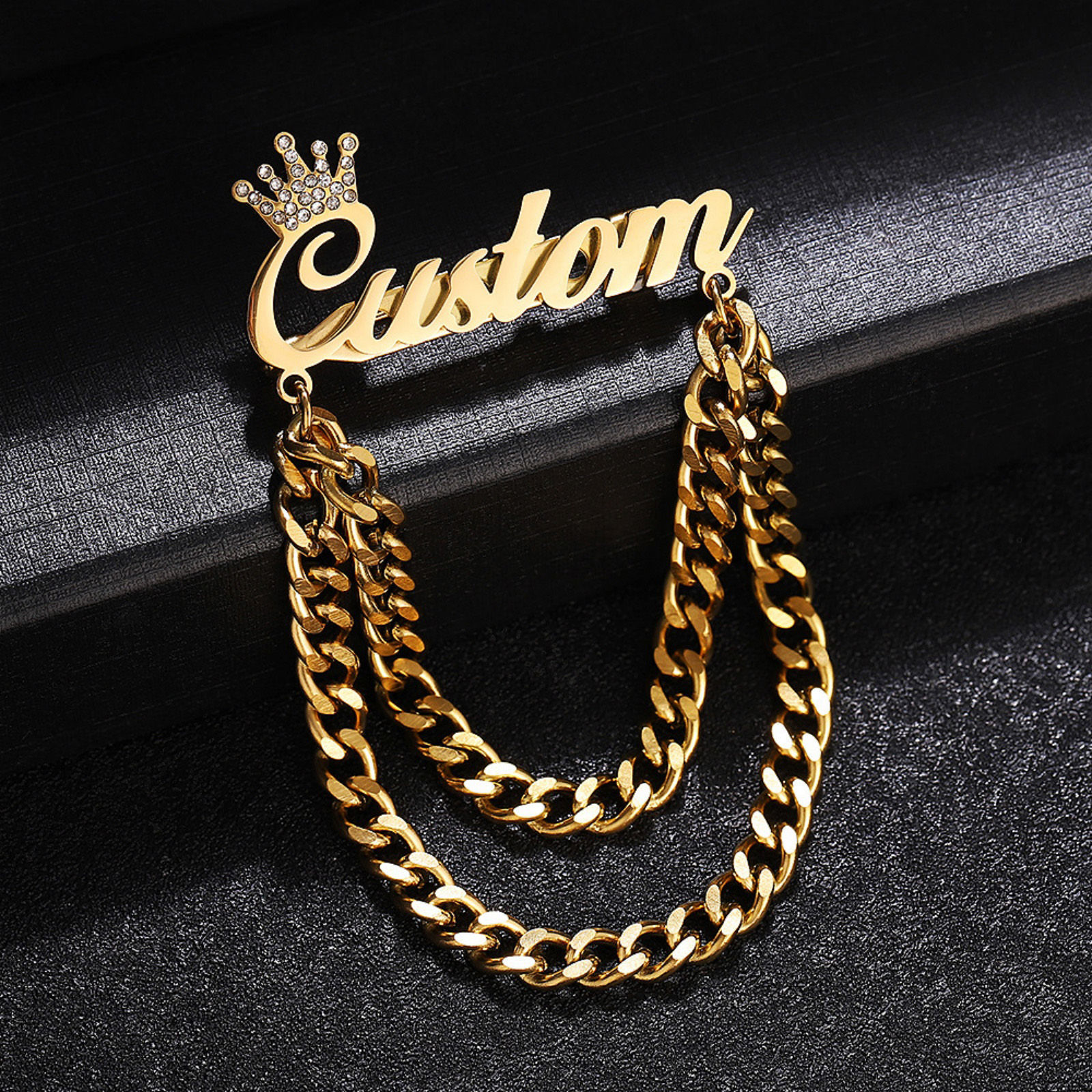 Image de 1 Pièce Broche avec Nom Personnalisé Lettre Personnalisée en 304 Acier Inoxydable Couronne Franges Doré