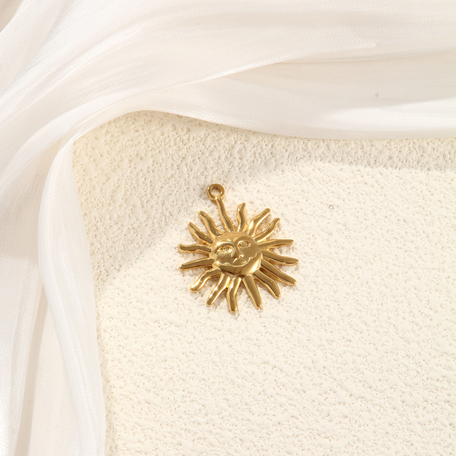 Picture of 2 PCs Eco-friendly PVD Vacuum Plating 304 Stainless Steel Galaxy Pendants 18K Gold Plated Sun Face 3.1cm x 2.7cm