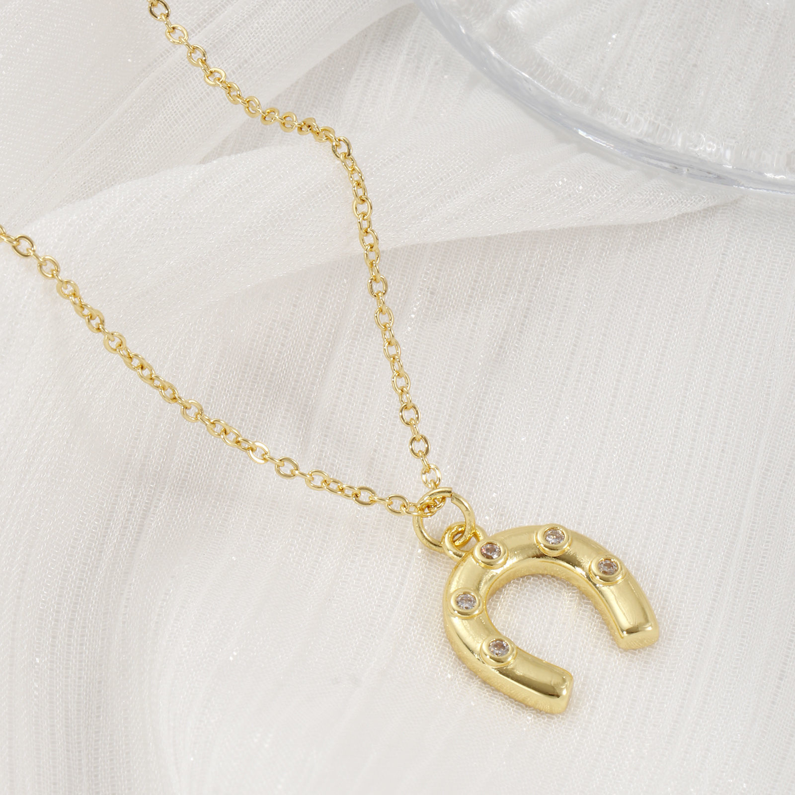 Imagen de 18K Oro Real Chapado Cadena de Cable Cruz Herradura Collar con Colgante, Latón & Acrílico 46cm + 6cm, Para Mujeres, Claro Circón Artificial Elegante Vaquero del Oeste Regalo, Respetuoso del Medio Ambiente, 1 Unidad