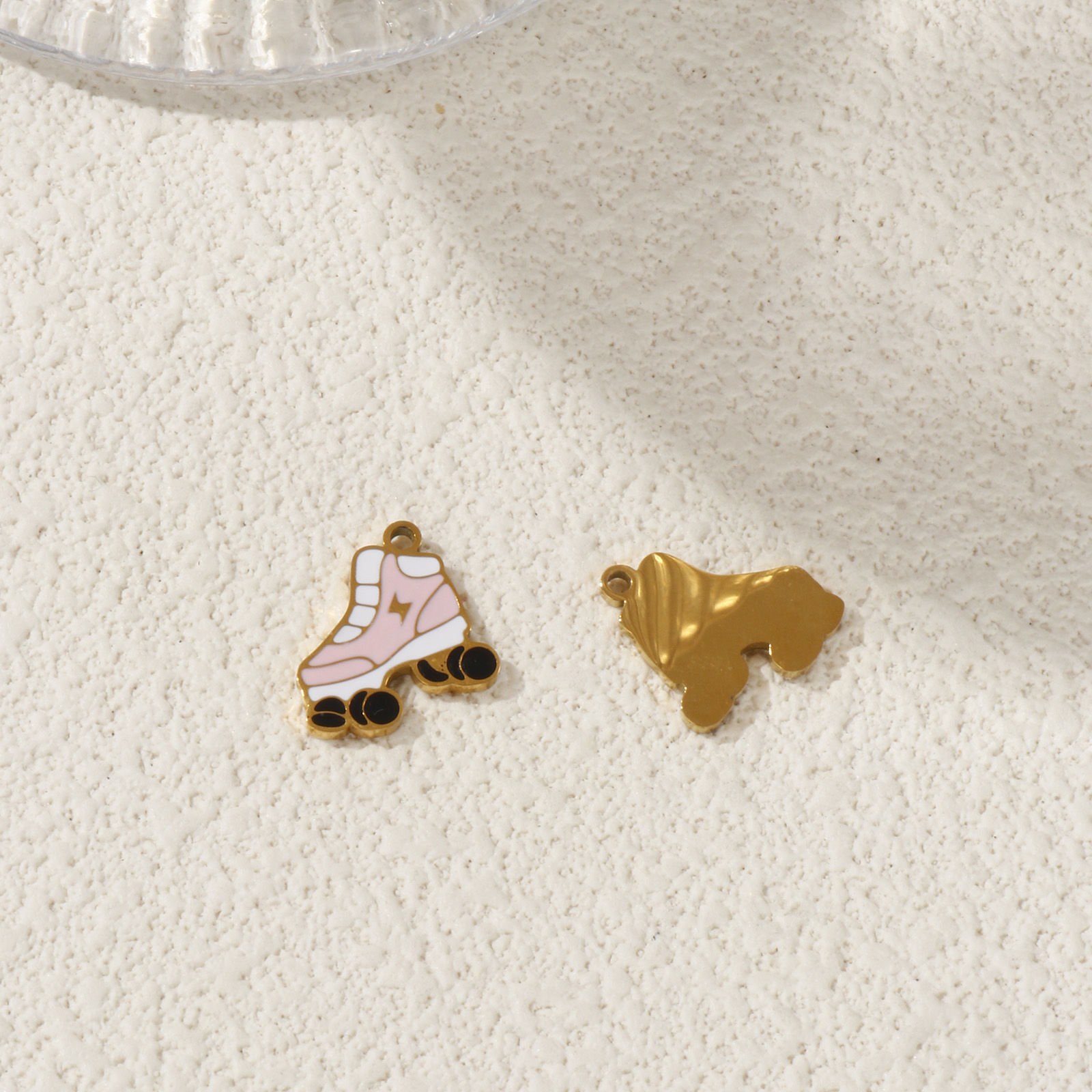Imagen de 2 PCs Eco-friendly PVD Vacuum Plating 304 Stainless Steel Ocean Jewelry Charms 18K Gold Plated Multicolor Pearlized Roller Skates Enamel 13mm x 12.5mm