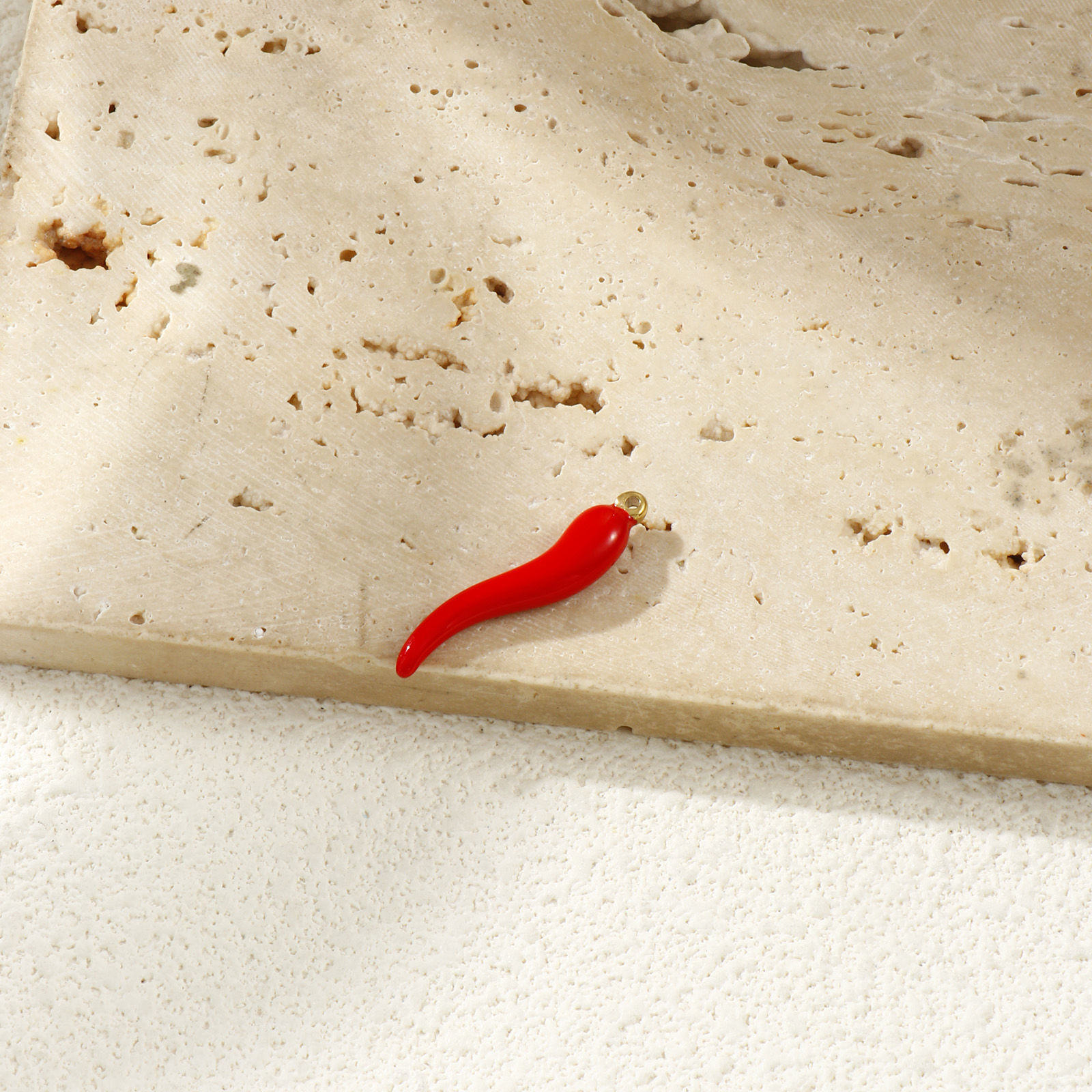 Immagine di 2 PCs Eco-friendly PVD Vacuum Plating Waterproof Anti-Tarnish Hypoallergenic 304 Stainless Steel Charms 18K Real Gold Plated Red Enamel Cornicello Italian Horn Chili 28mm x 6mm